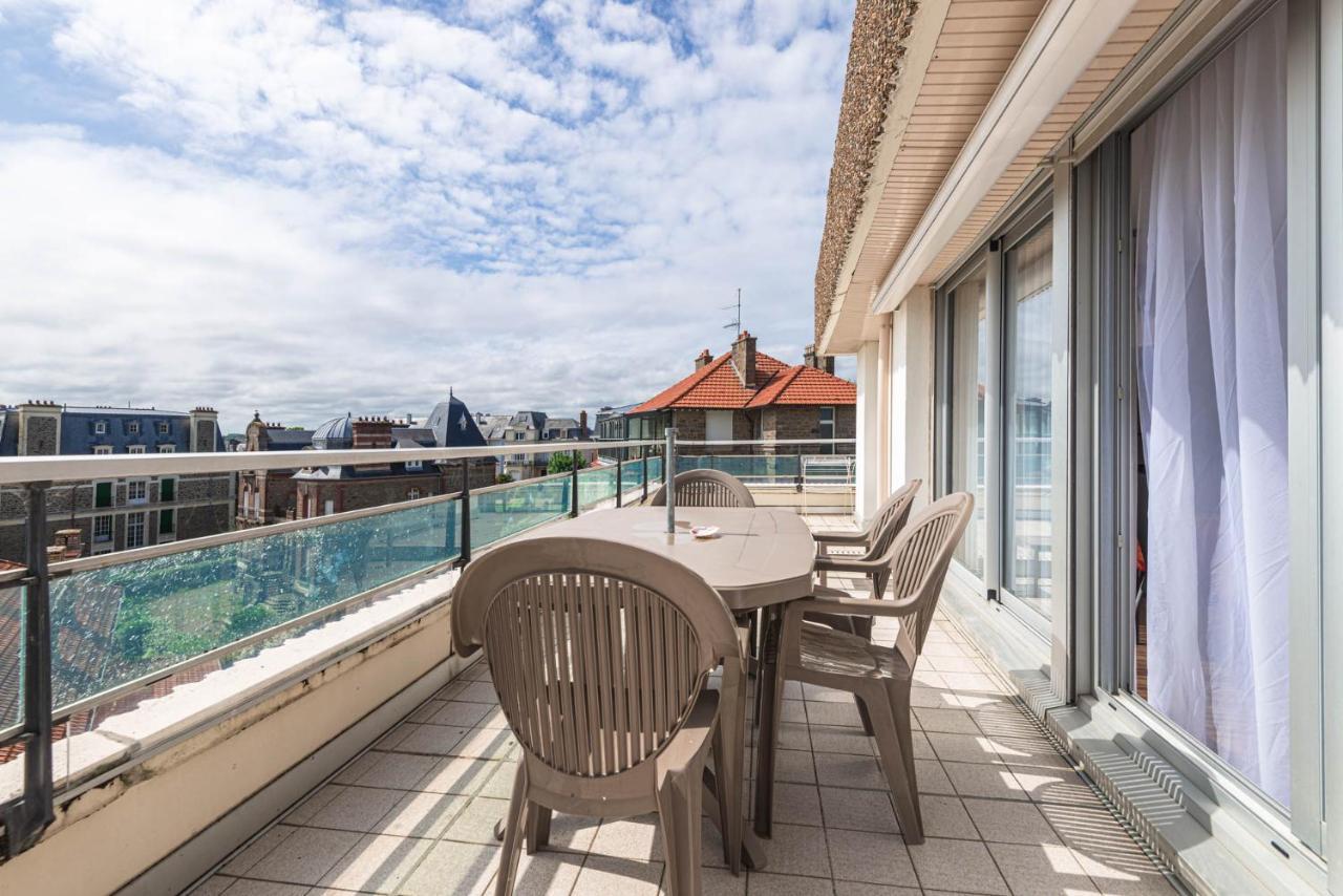 Residence Le Crystal Dinard Bagian luar foto