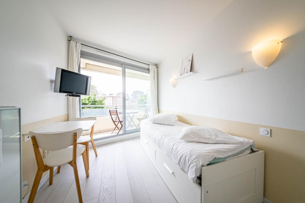 Residence Le Crystal Dinard Bagian luar foto